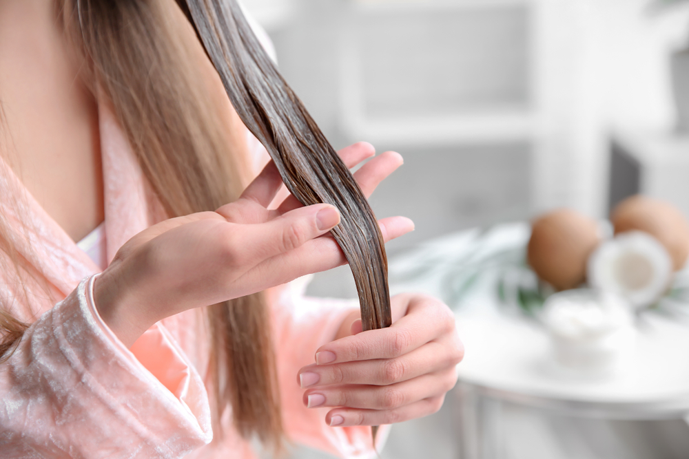 How to make water-based hair moisturizer at home