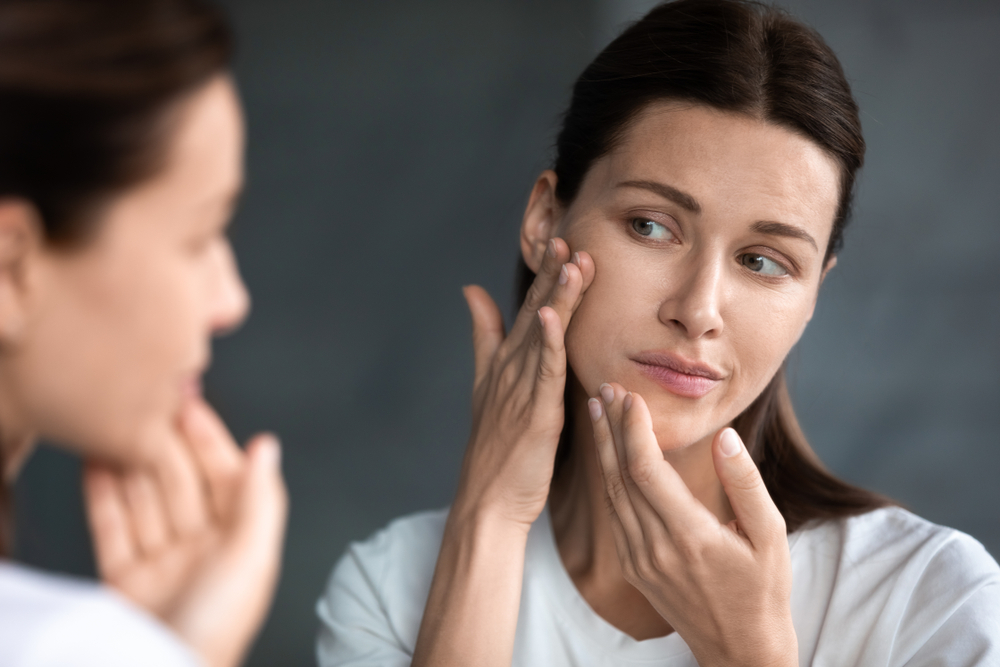 Warning signs that you’re allergic to your makeup