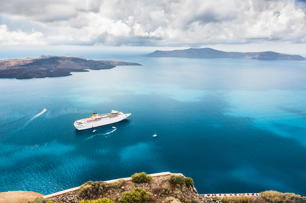 Ritz-Carlton’s New Cruise Liner Offers Luxurious Sailing Experience